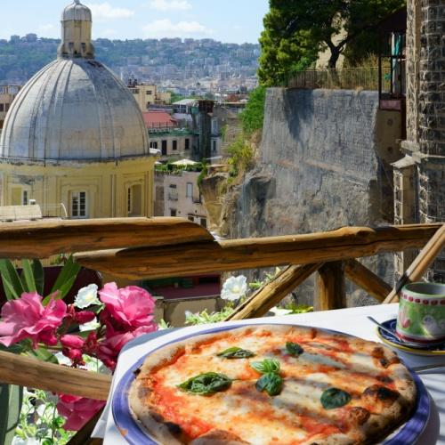 Pizza Margherita in Napels