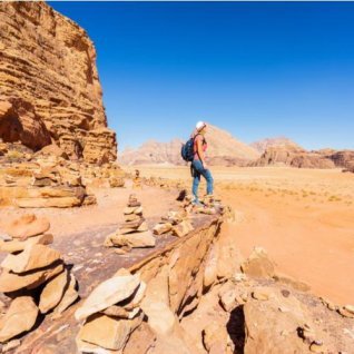 Hike in Wadi Rum