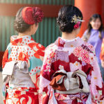 Twee vrouwen in een kimono