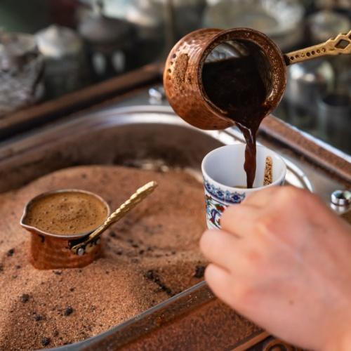 Karlovo, koffie op zand