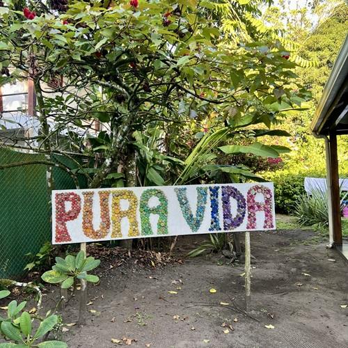 Pura Vida bord in Costa Rica, Tortuguero Village