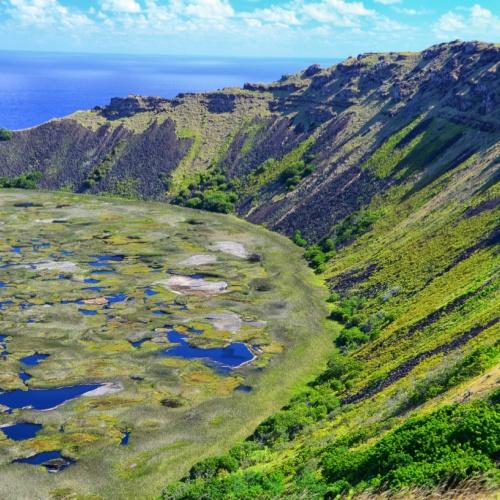 De vulkaankrater Rano Kau