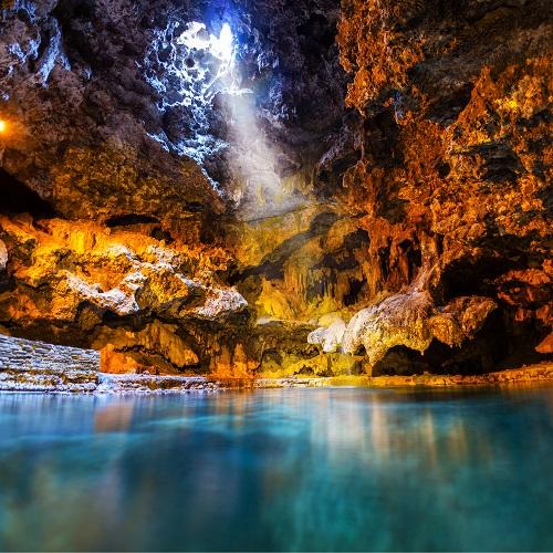 Hotsprings Banff Caves en Basin