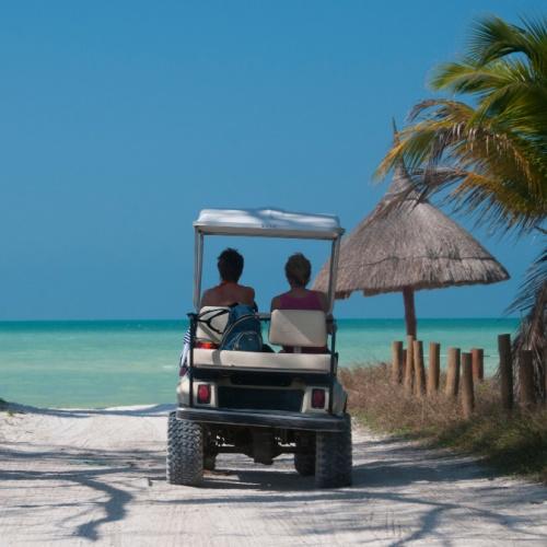Golfkar op Holbox