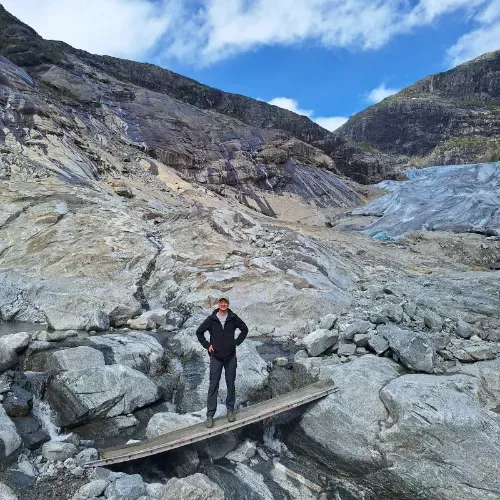 NRV reiziger landschap van de Nigardsbreen-gletsjer
