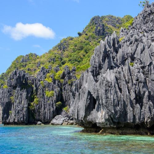 Tapiutan Strait