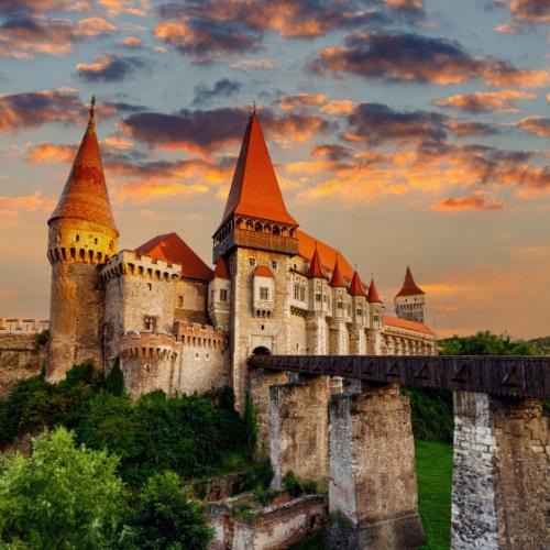 Hunedoara, Corvin's Kasteel