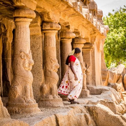 Hindu vrouw bij Five Rathas, Mahabalipuram
