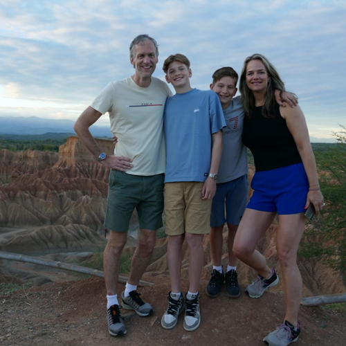 Familie in de Tatacoa-woestijn