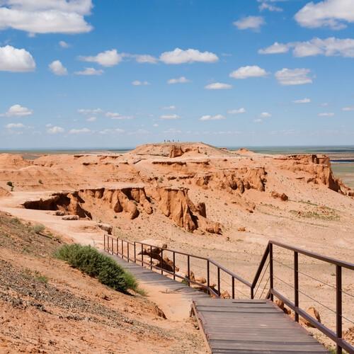 Wandelroute bij de Flaming Cliffs, Bayanzag, Mongolië
