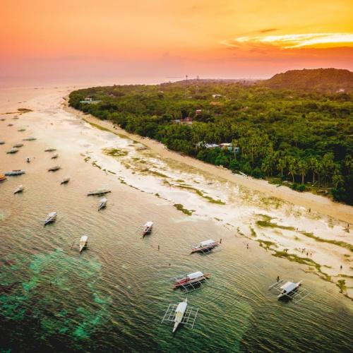 Zonsondergang op Panglao