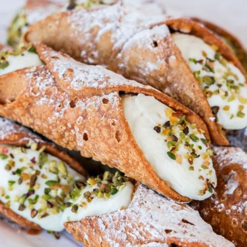 Cannoli, typisch Siciliaanse lekkernij 