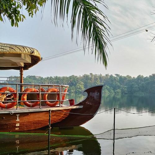 Bootje Periyar Nationaal Park