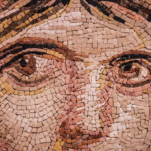 Het Zigeunermeisje in het Zeugma Mozaïekmuseum,