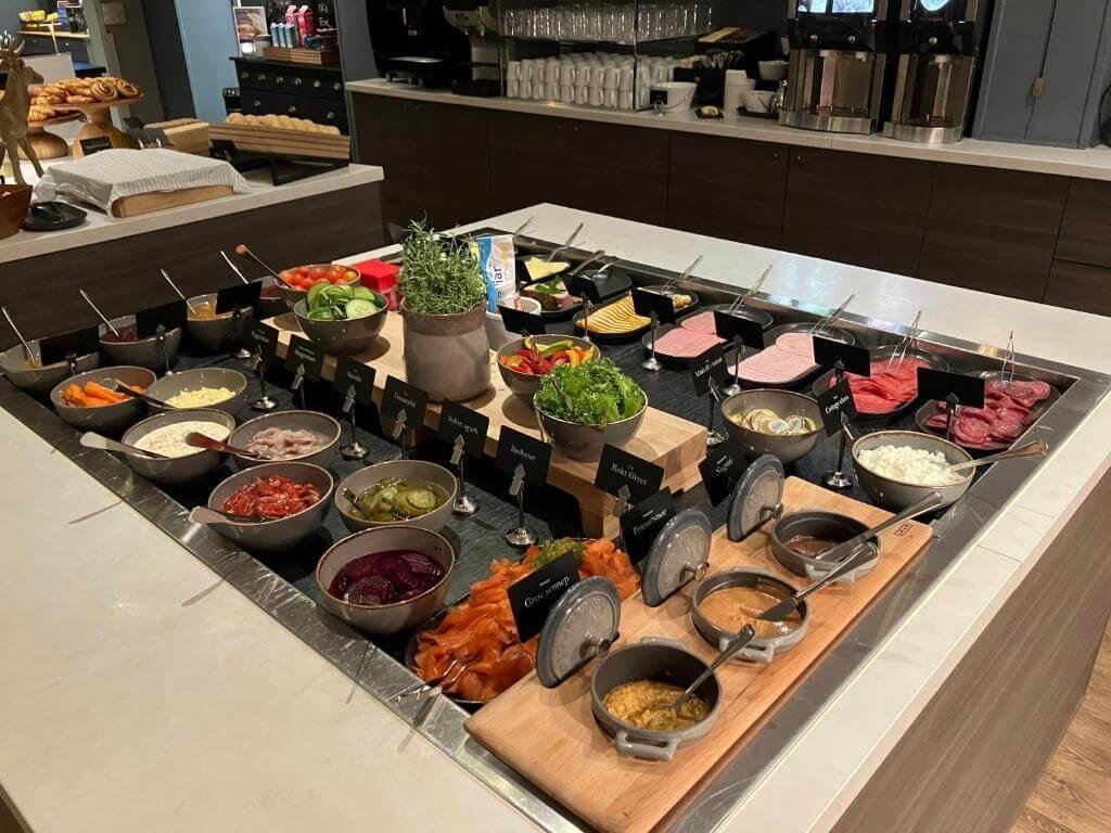 Thon Partner Hotel Otta, ontbijt