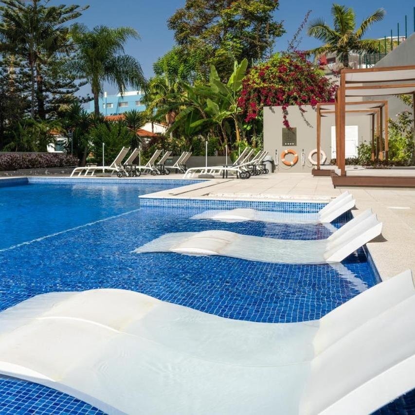 Hotel Girassol Funchal, zwembad