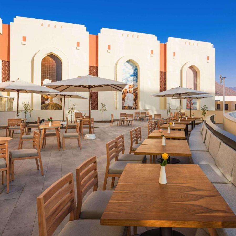 Intercityhotel Nizwa, terras